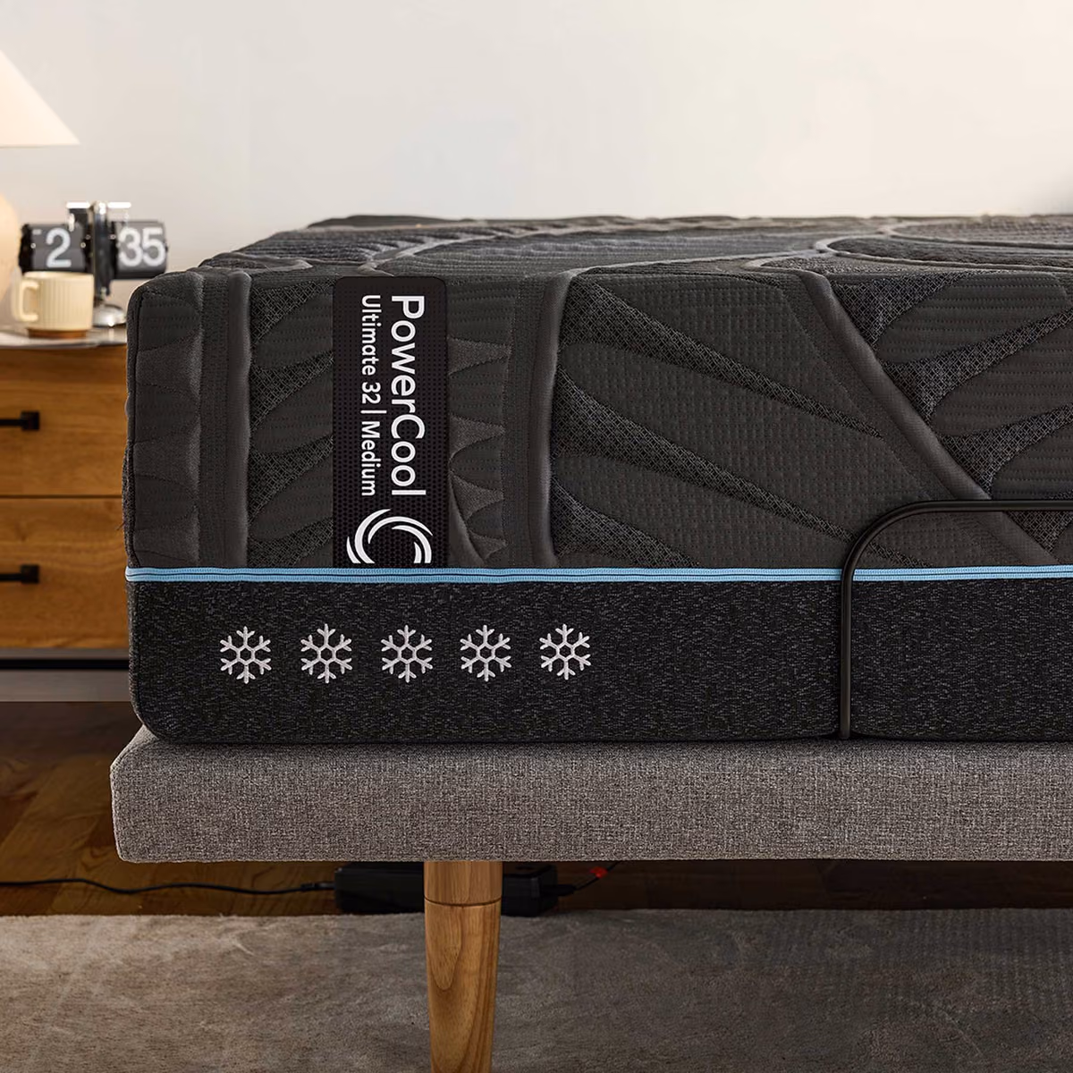 Side panel of the MLILY PowerCool Ultimate mattress up close.