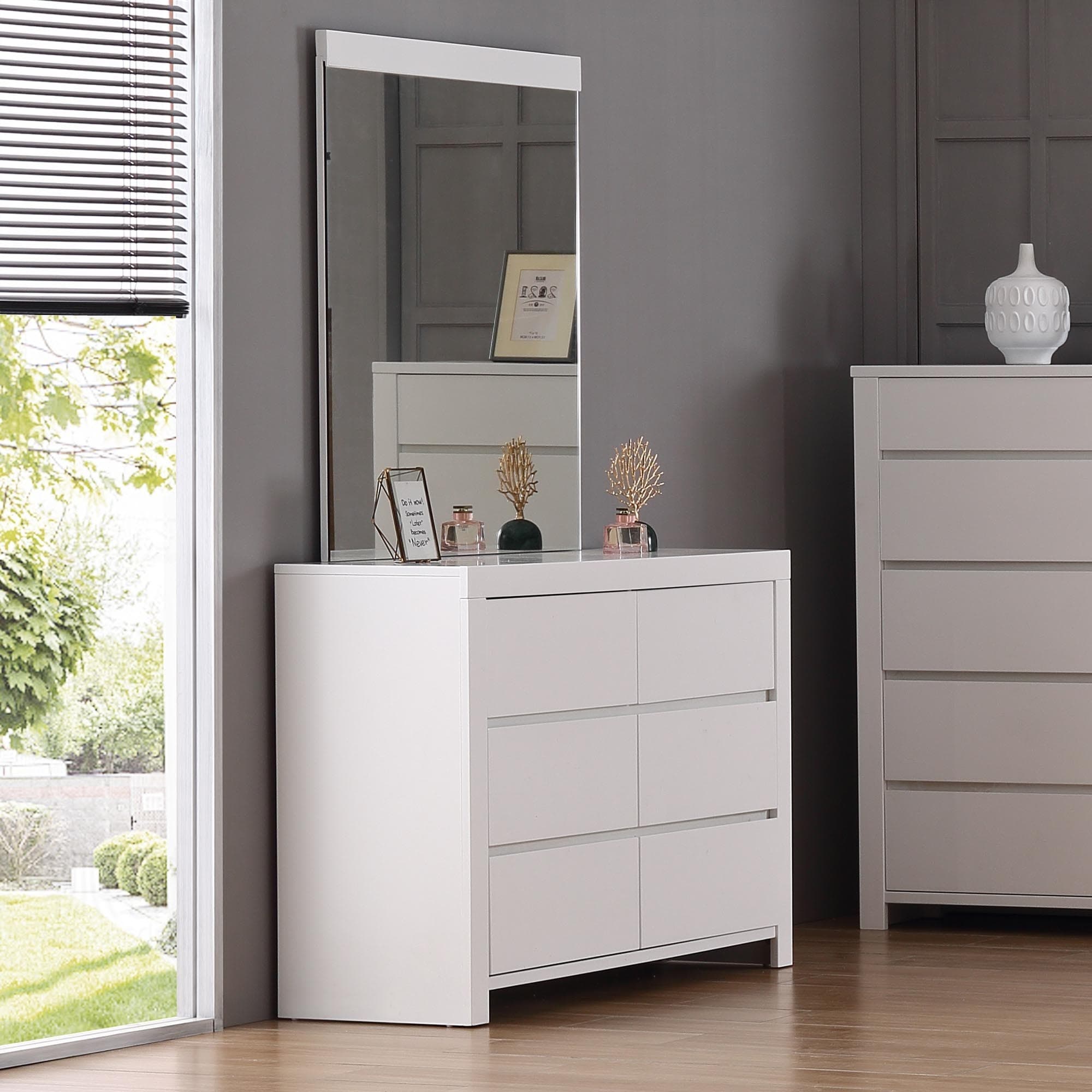 Lifestyle image of the Lugano Dresser (6 Drawer), Ivory White from Forty Winks